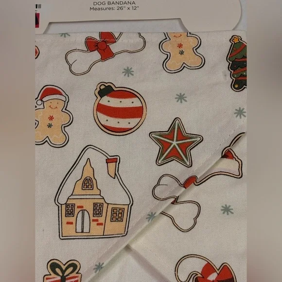 Kirkland’s Home Christmas Collection Festive Gingerbread Pet Bandana 26x12 - Picture 6 of 7